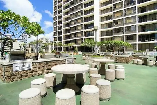 Waikiki Banyan High Level Condo With Private Lanai Condo Honolulu Apartment