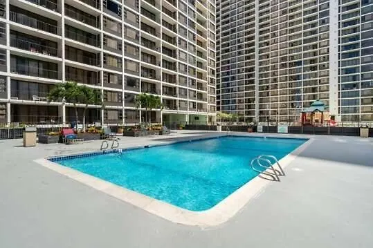 Waikiki Banyan High Level Condo With Private Lanai Condo Honolulu